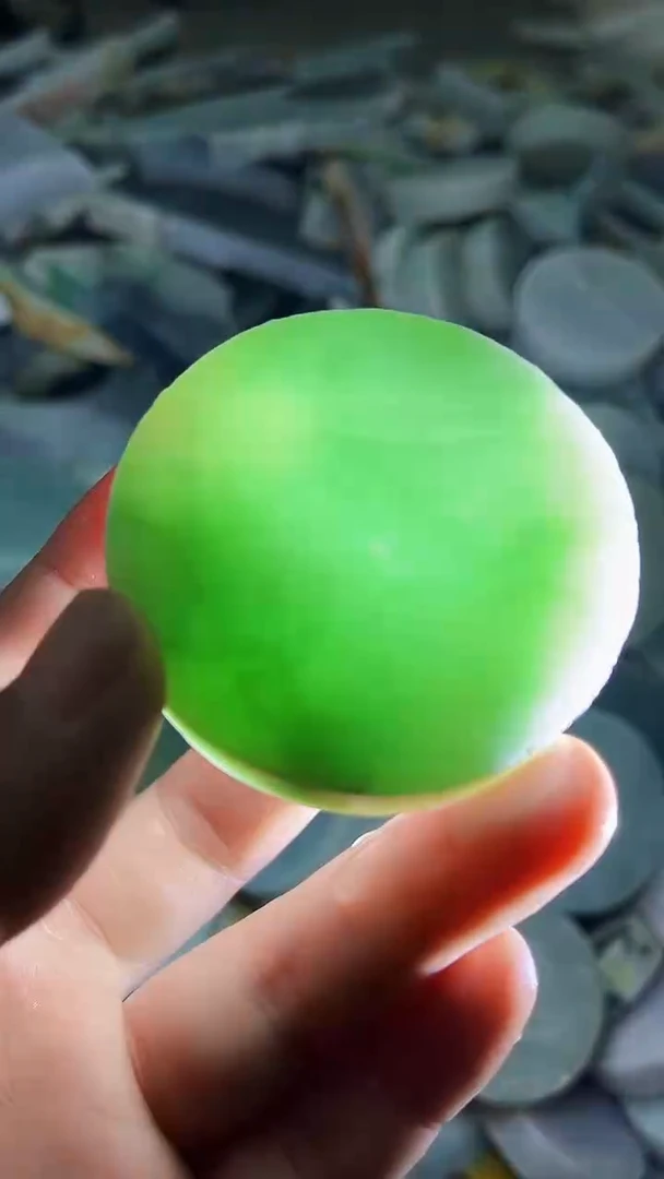 【闪购商品】翡翠挂件未镶嵌A货康壹283