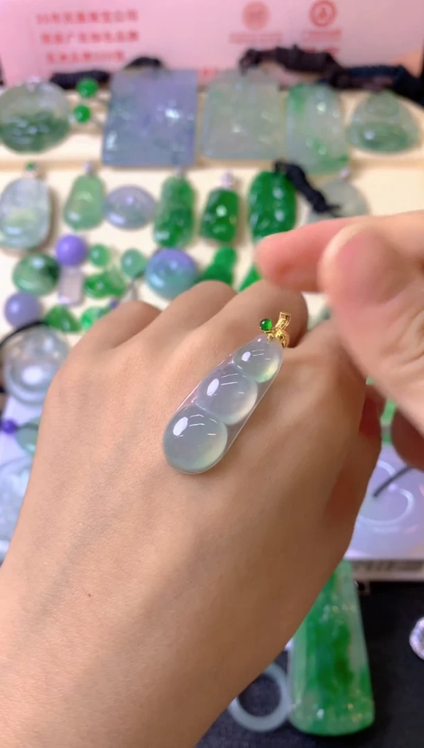 吊坠(不含链)18K金镶嵌翡翠竹吊坠