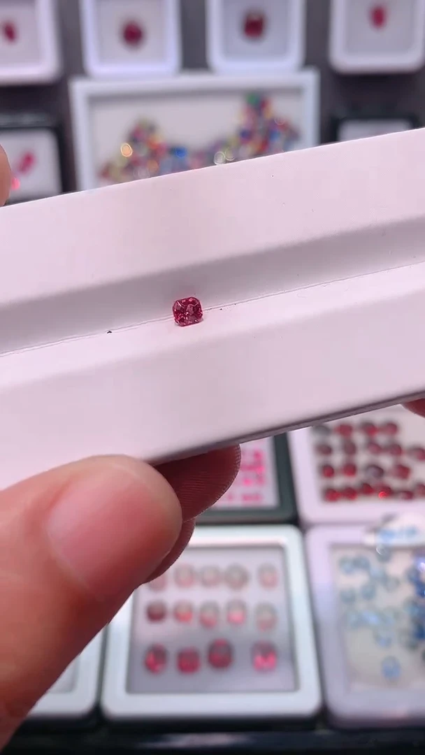 【闪购商品】尖晶石裸石未镶嵌福利0.25