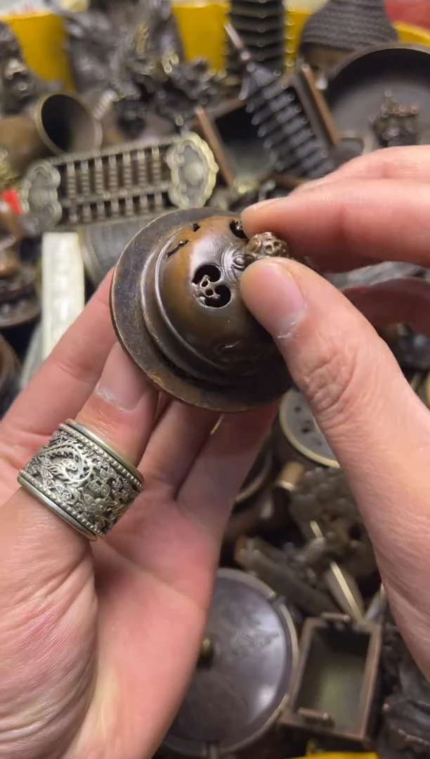 精美铜器，点击下单