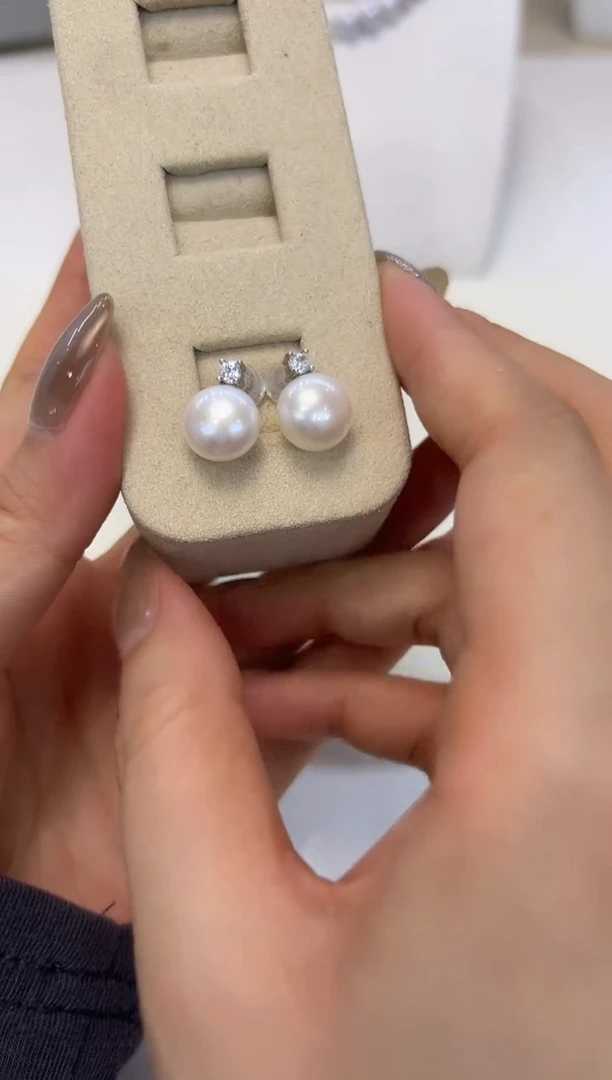 银S925镶嵌淡水珍珠耳饰?****?耳钉