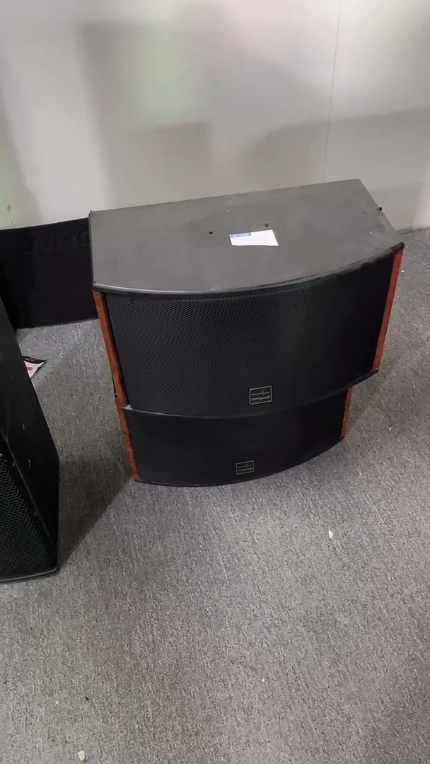 8新不包邮 10寸4高音 一对音响卡包  运费到付