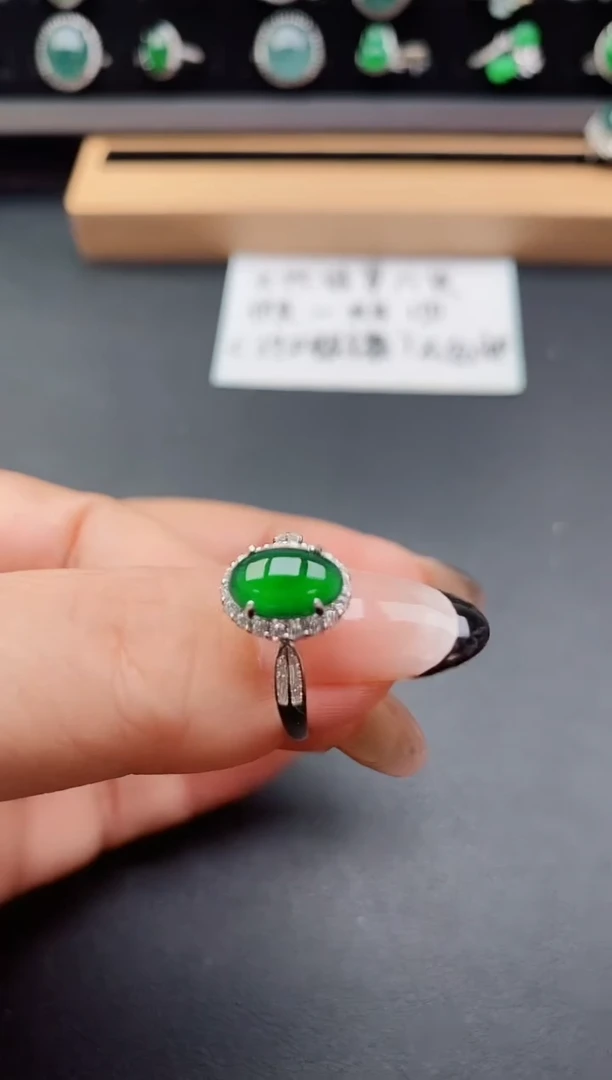 银S925镶嵌戒指翡翠0685