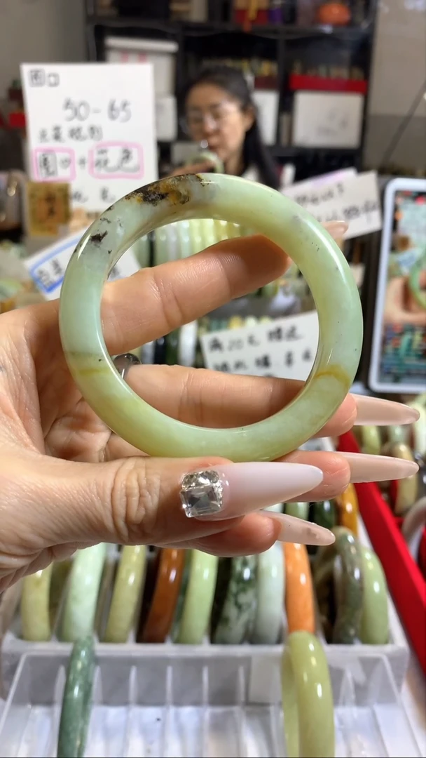 未镶嵌岫玉手镯78 57+