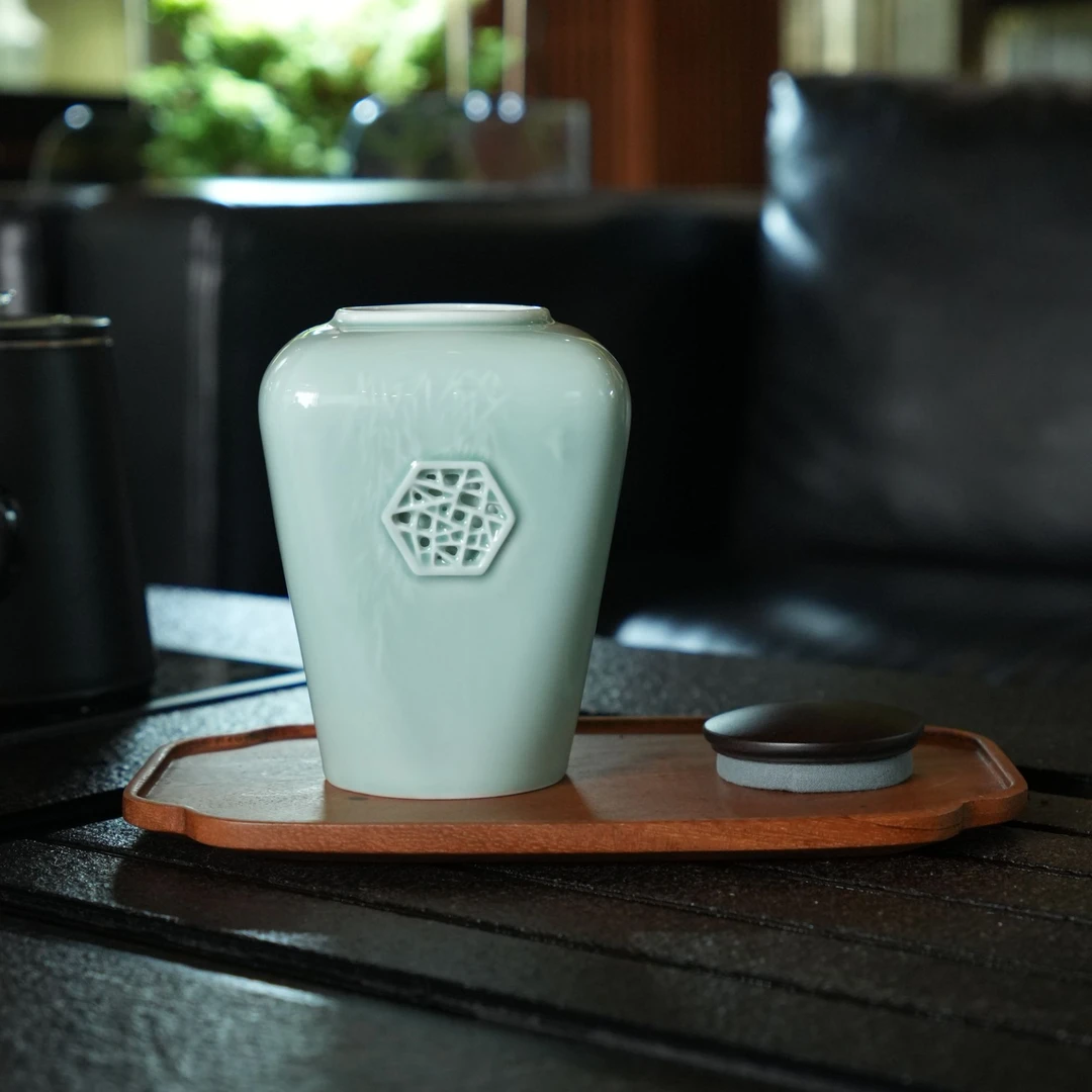 昌南陶瓷-晨曦语茶 映象梅子青(中号)