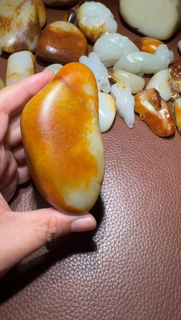 未镶嵌和田玉挂件沐*和田玉