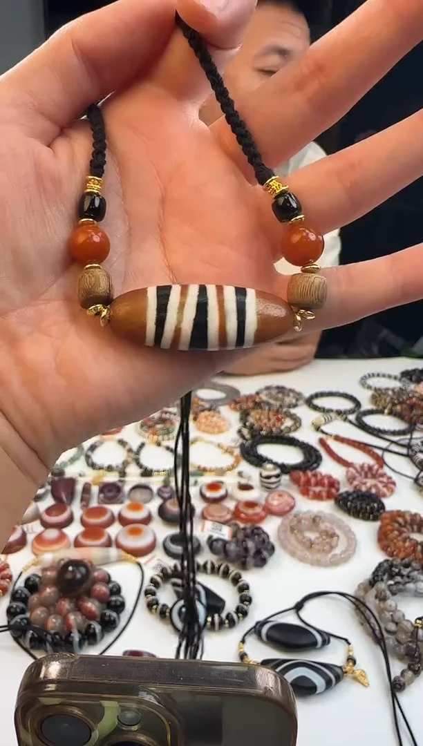 未镶嵌手链玛瑙/玉髓1130-06多样性发货