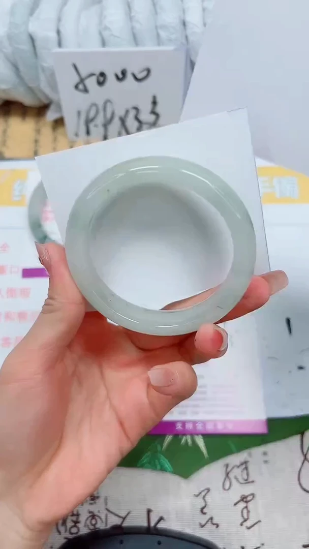 【闪购商品】石英质玉手镯未镶嵌K69-58.3