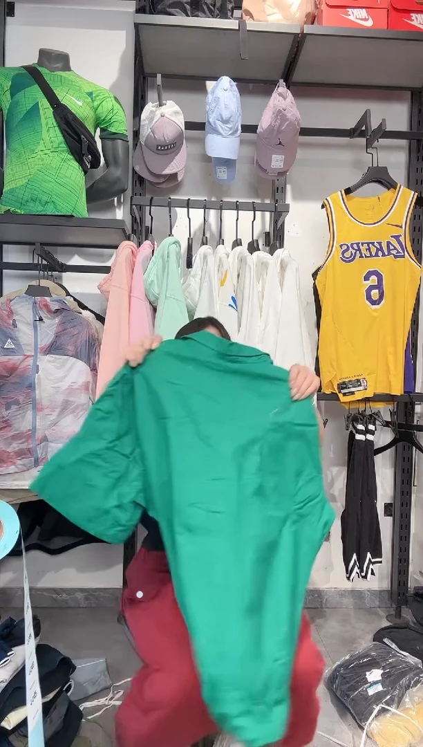 1142  编码 瑕疵款直播间过款为准 尺码