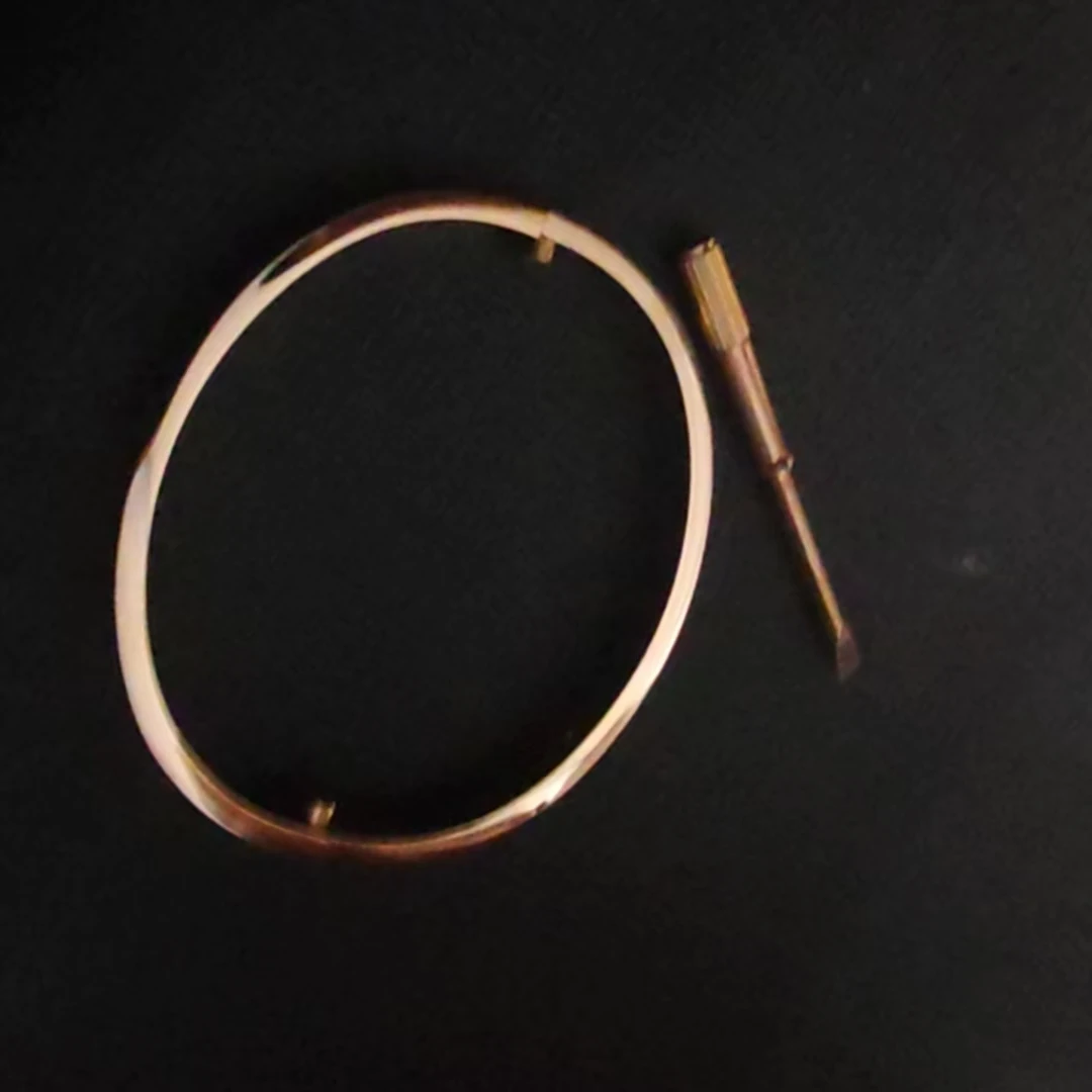 【南非定制】经典高级轻奢大气百搭吊坠ywd1118301