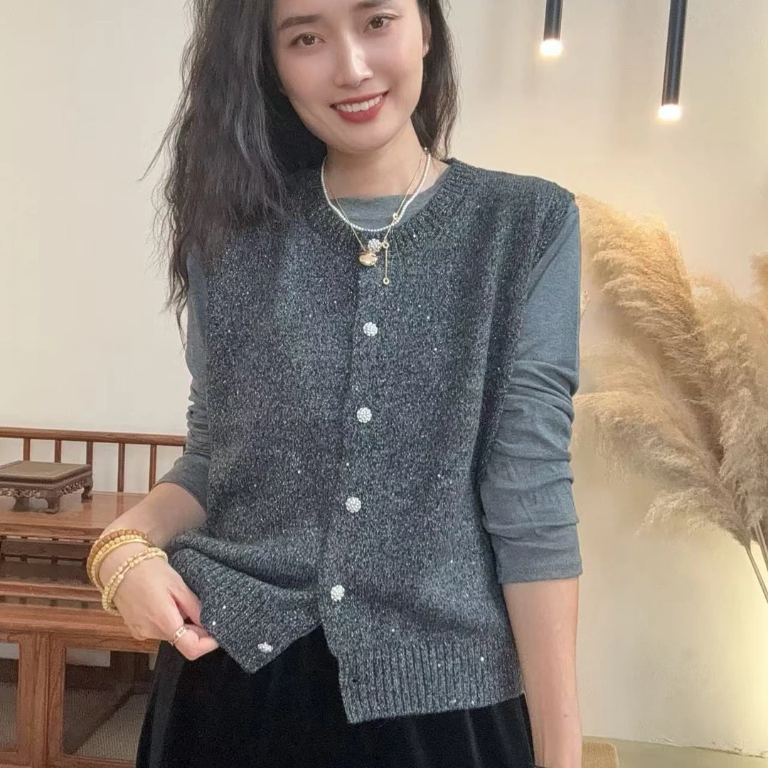 3679-轻奢休闲薄款马甲打底衫两件套网红女士气质秋冬