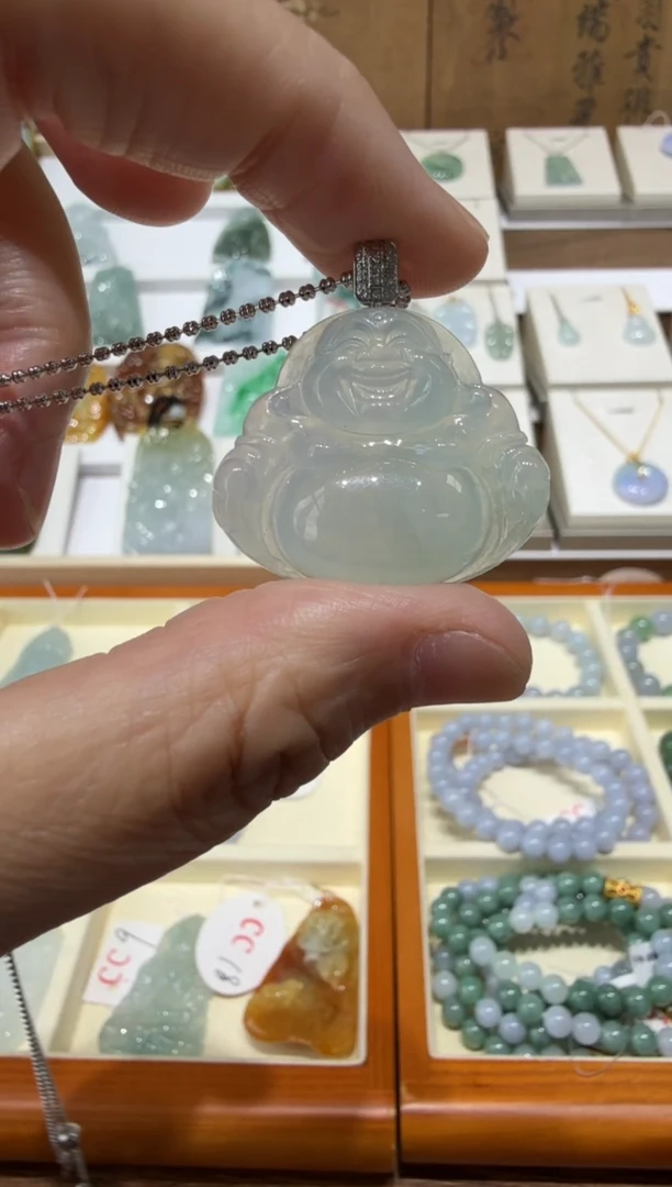 翡翠挂件18K金镶嵌A货翡翠多样性孤品