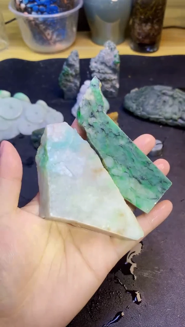 翡翠未镶嵌颈饰天然翡翠087