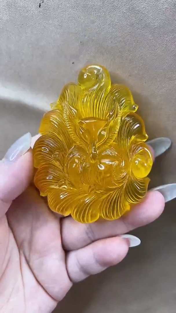 琥珀颈饰未镶嵌吊坠