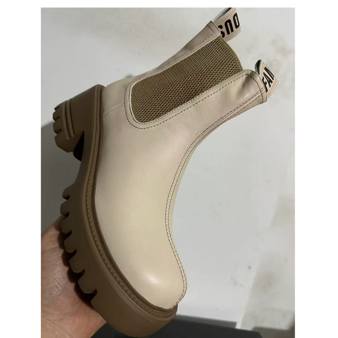 休闲百搭靴子26326