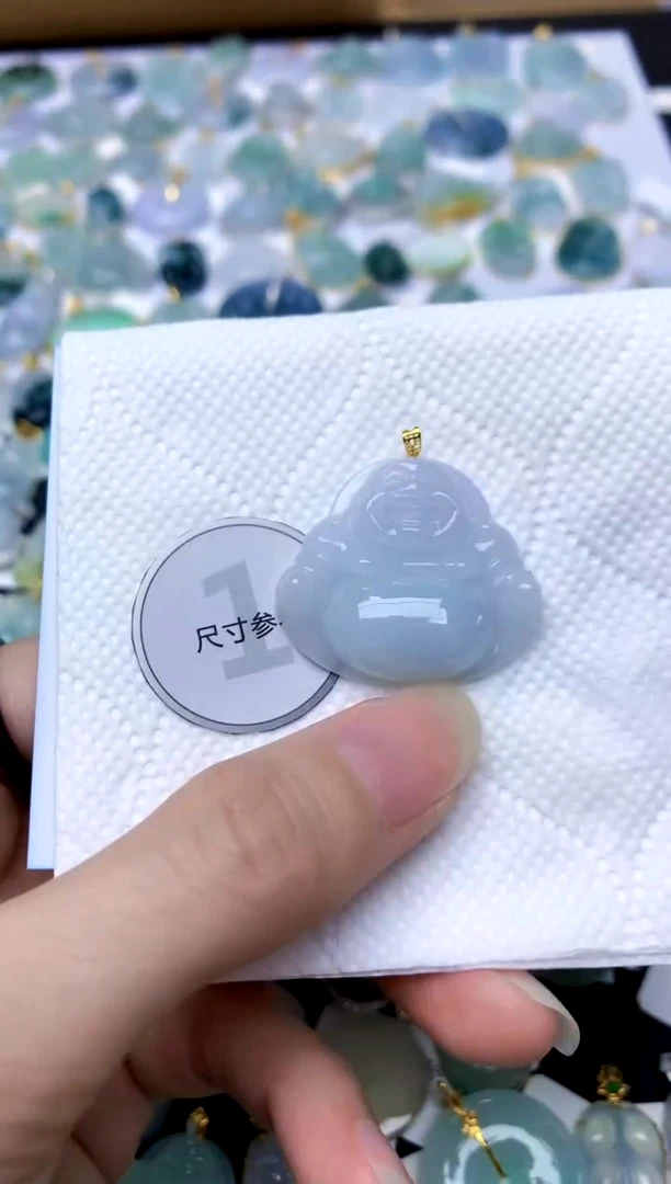 颈饰18K金镶嵌翡翠天然A货翡翠