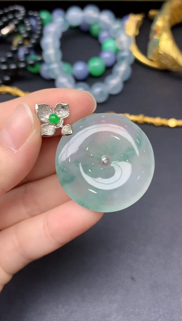 颈饰18K金镶嵌翡翠331-雪姐翡翠天天见