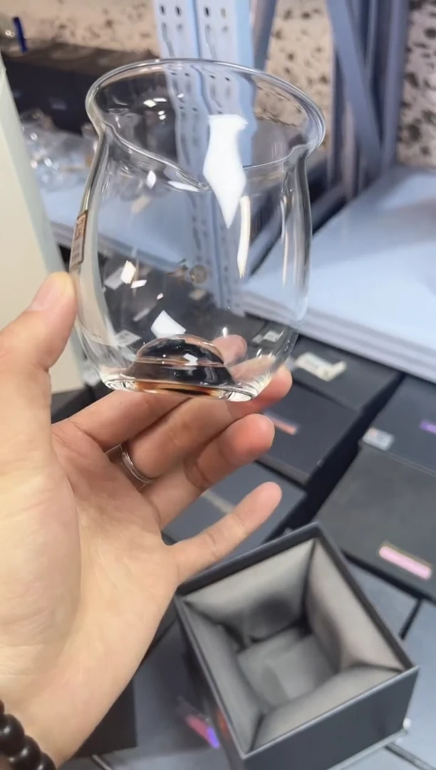 芳韵大温然，，，，，，，，