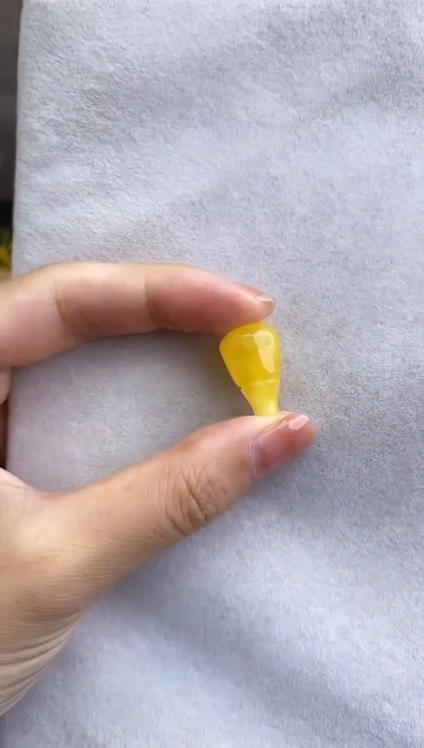 未镶嵌琥珀裸石10630003-三通