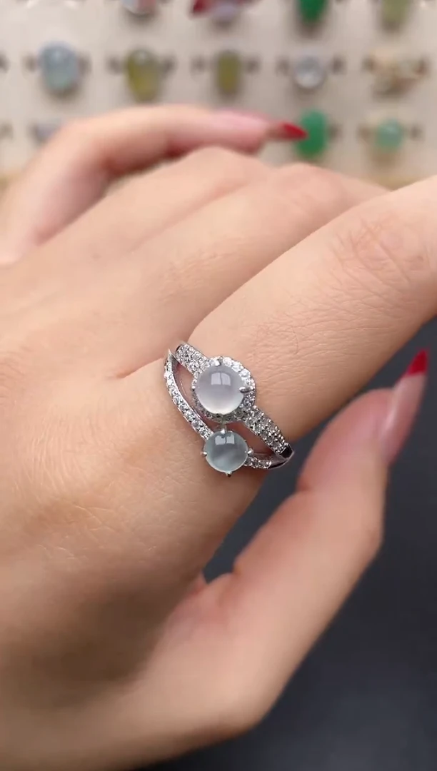 【闪购商品】翡翠戒指银S925镶嵌一物一证一礼盒