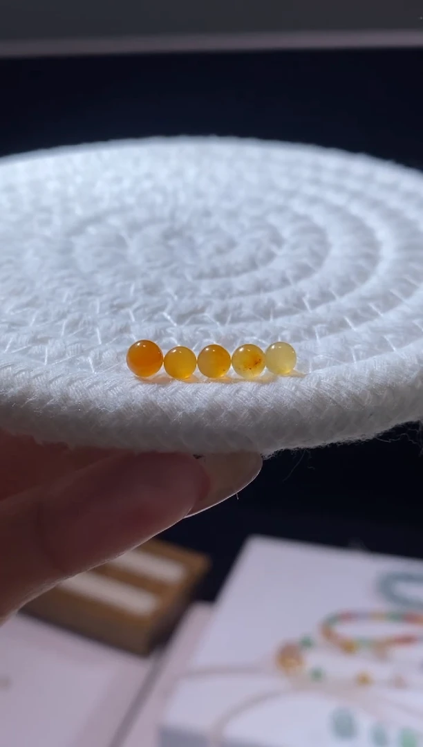 未镶嵌定制翡翠黄珠珠多样性发货一个  福利不退不换
