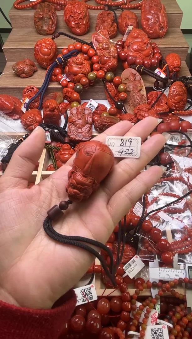 【闪购商品】南红玛瑙珠宝奇石未镶嵌819