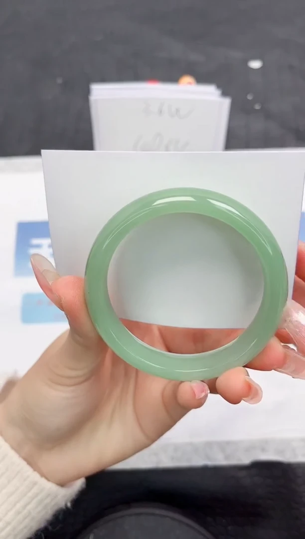 【闪购商品】石英质玉手镯未镶嵌L339-54.3