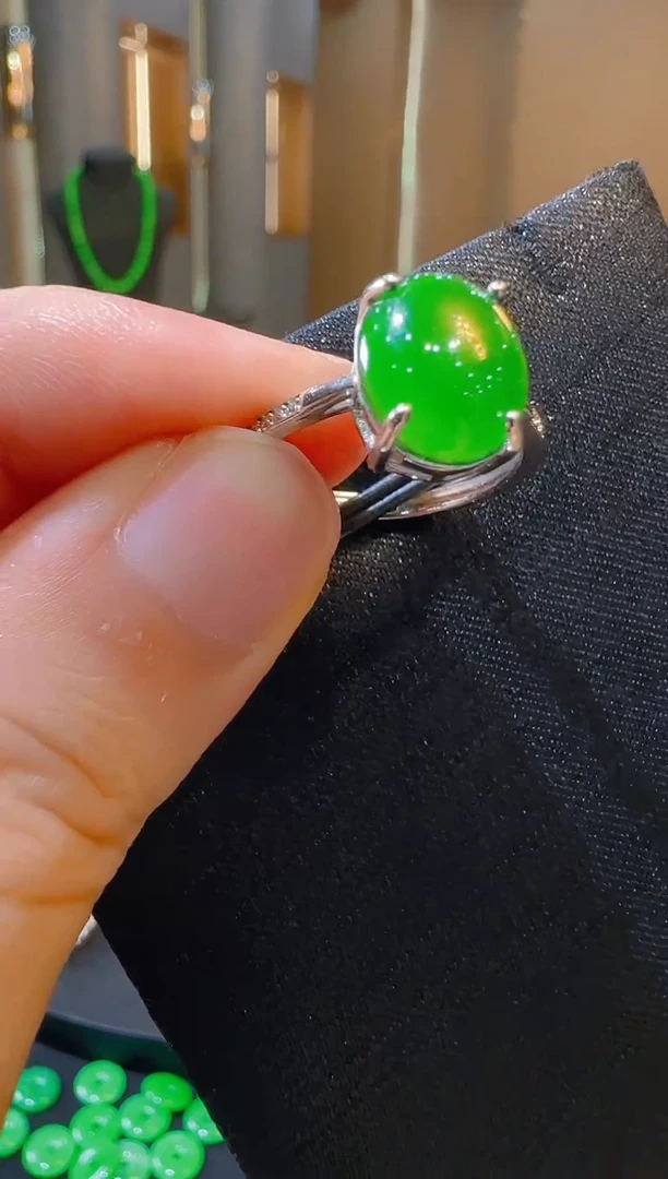 翡翠戒指银S925镶嵌