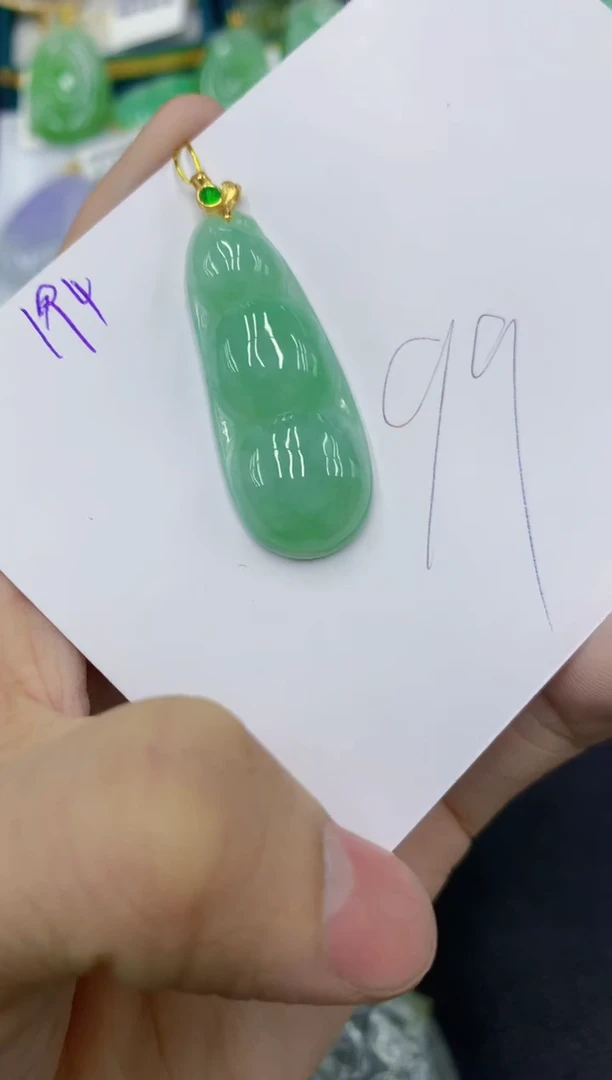 颈饰未镶嵌翡翠111111111111