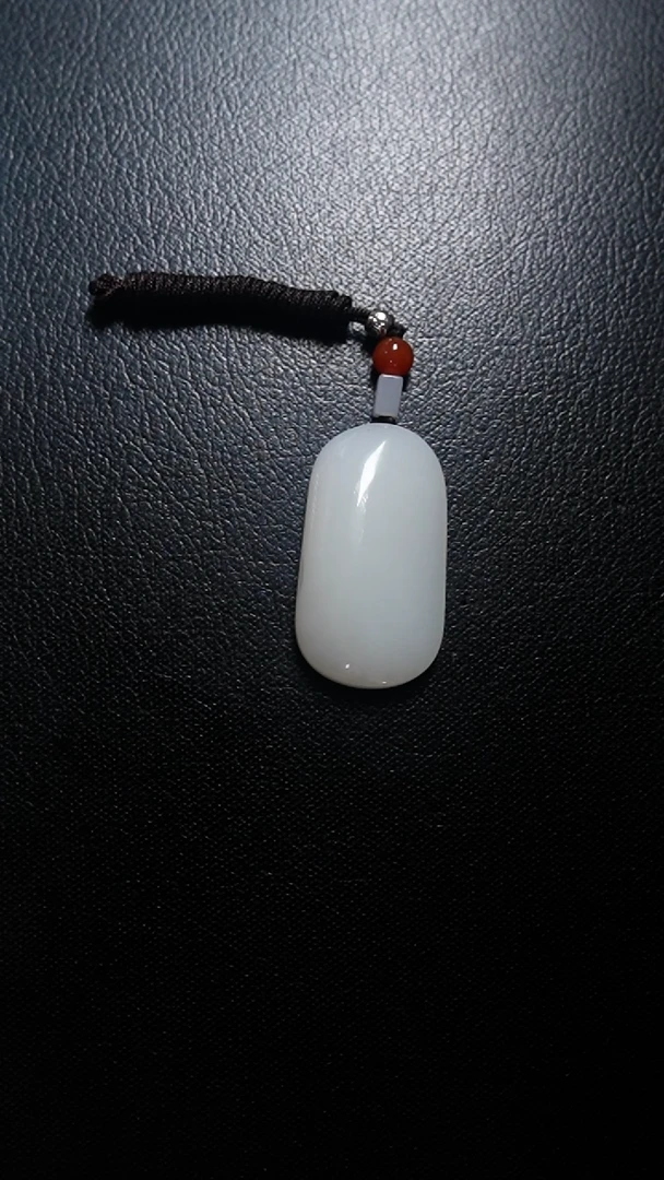 颈饰未镶嵌和田玉无事牌