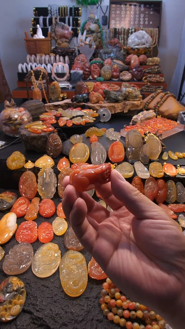 石英岩玉未镶嵌吊坠(不含链)吊坠