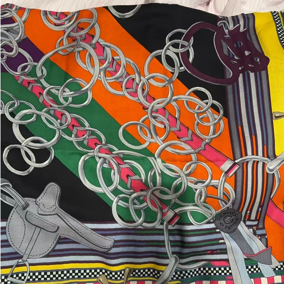 全新未使用 Hermes/爱马仕 小花6珊 爱马仕披肩圆环图案印花