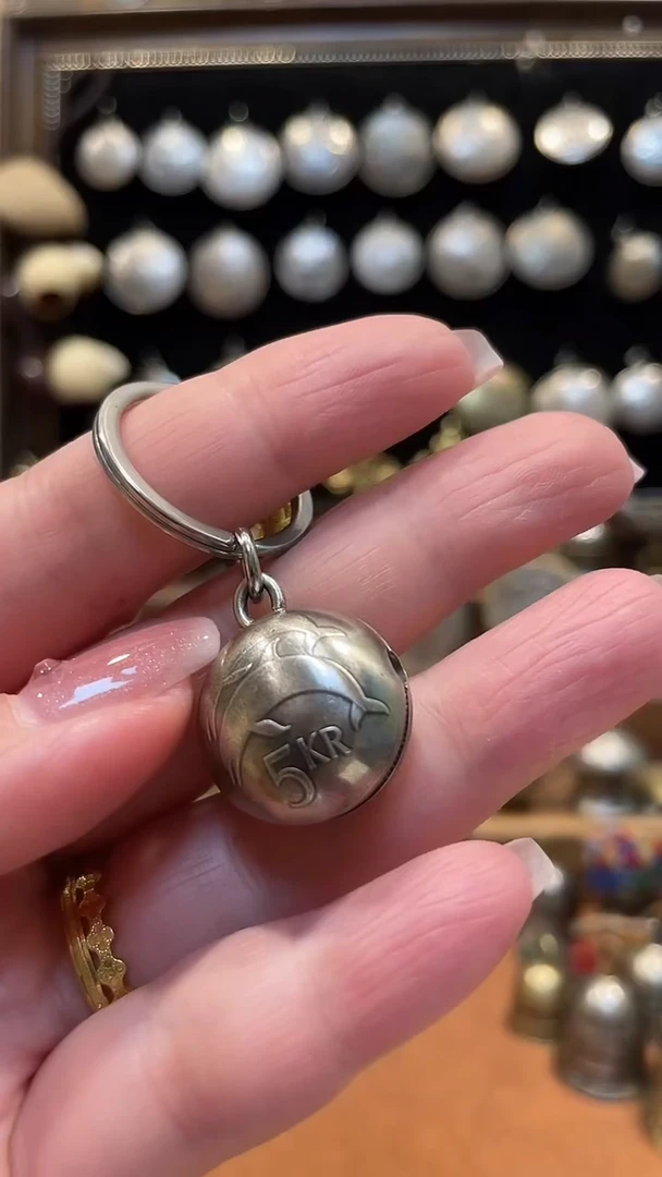 铁合金珐琅冰岛5克朗圆铃铛正品