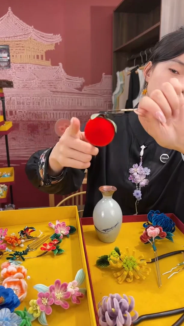 【闪购商品】刺绣非遗绒花（发饰