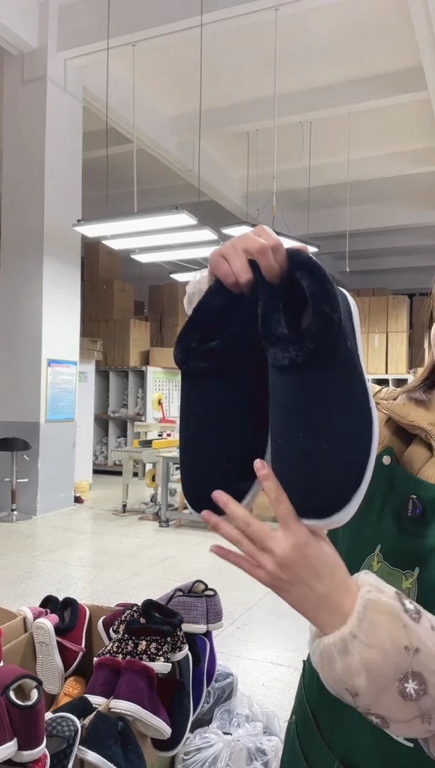 5-1黑色毛圈棉鞋36码