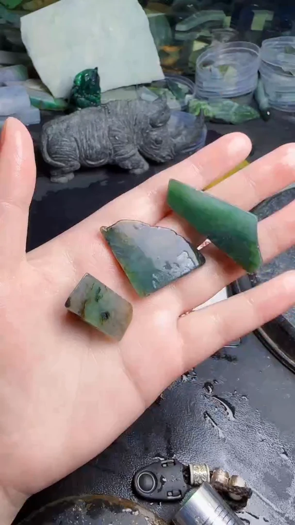 未镶嵌挂件翡翠壹天然翡翠017