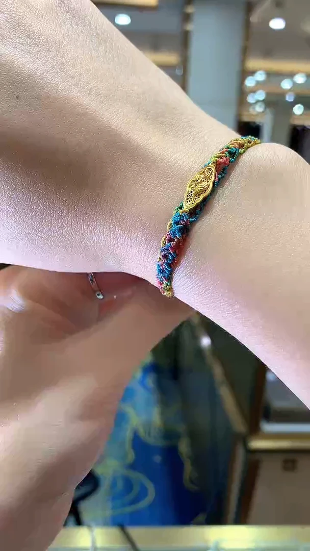 【闪购商品】18K金吊坠(不含链)手绳