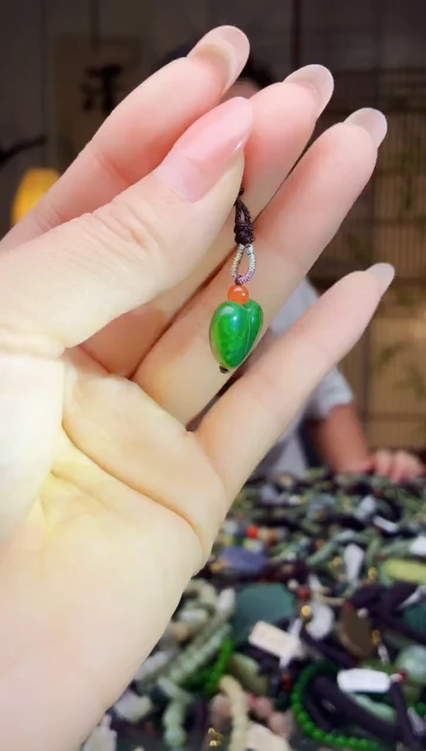 颈饰未镶嵌和田玉多样性发货，拍一发一