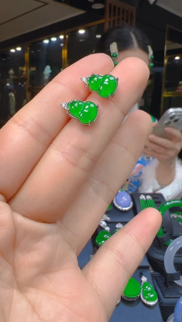 银S925镶嵌翡翠耳饰069(多样性发货发其一)