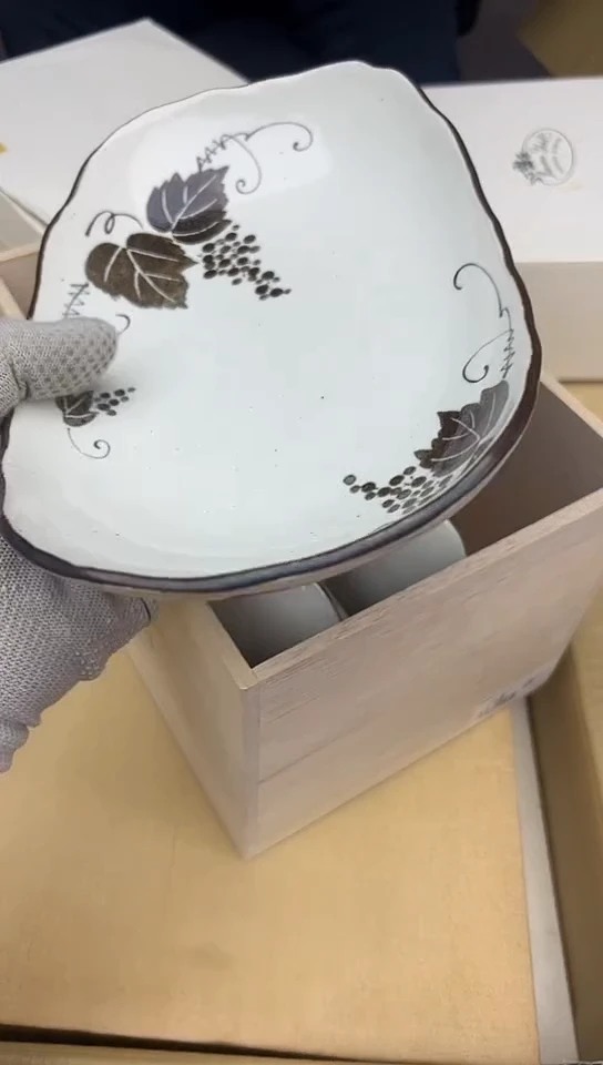 【闪购商品】3只中古回流瓷器好看，谨慎参拍