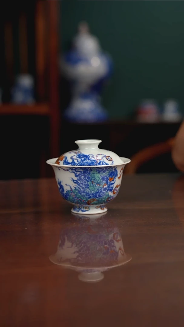空山明月 新斗彩 狻猊