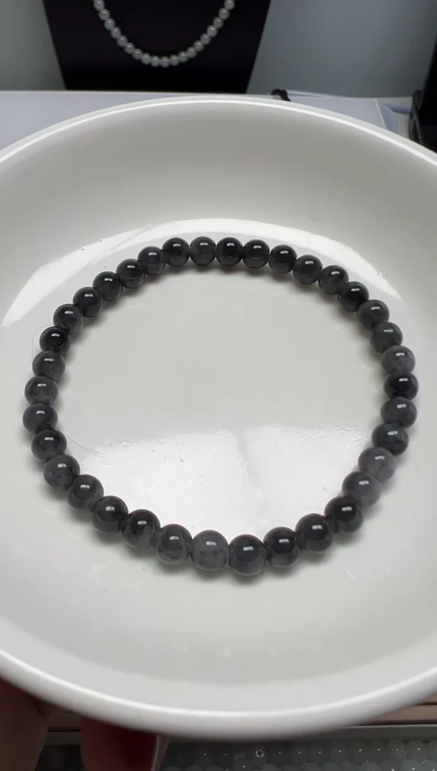 散珠翡翠纯天然缅甸A货翡翠卡5冰乌鸡，36颗