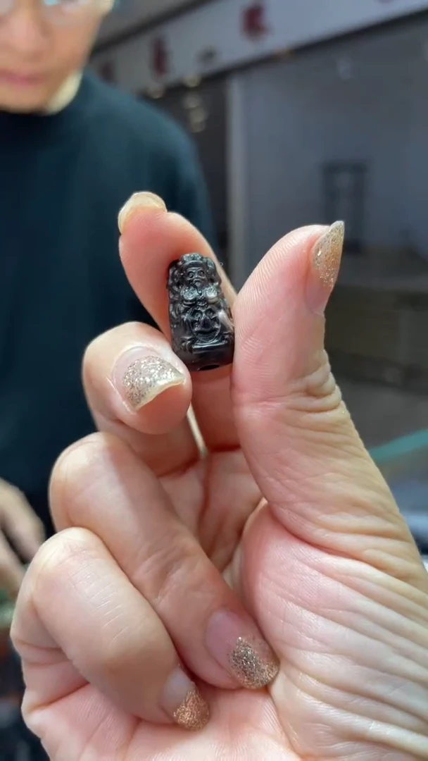 玛瑙/玉髓颈饰未镶嵌106珠改饰品
