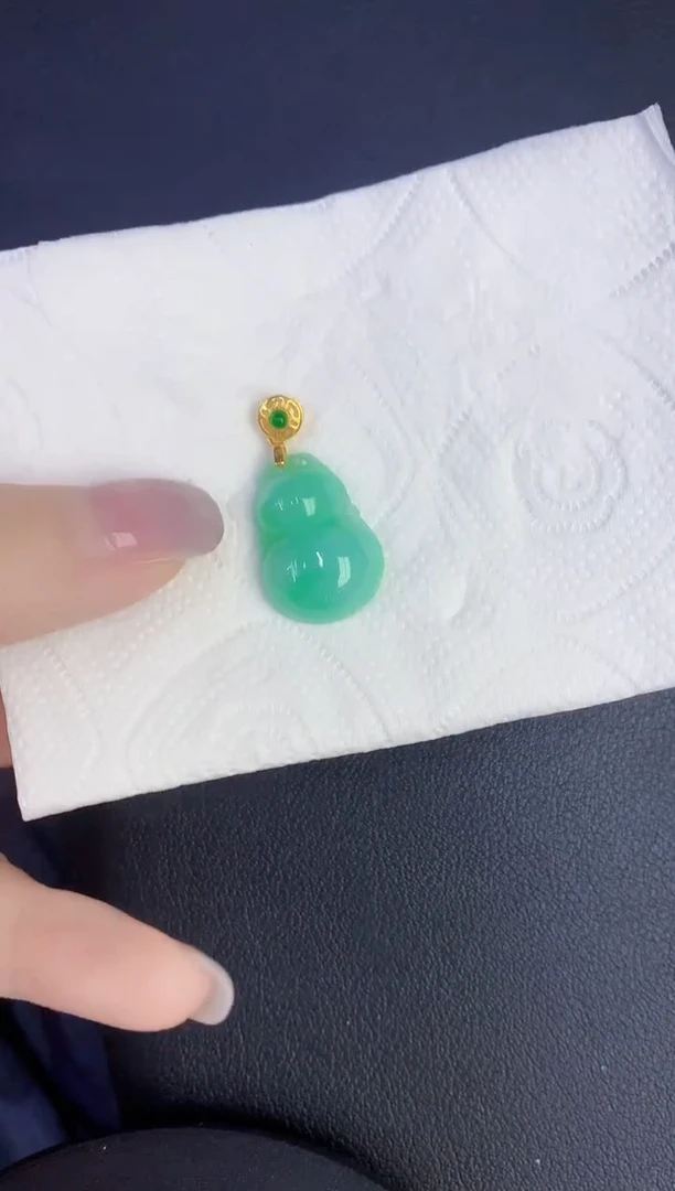 颈饰未镶嵌翡翠缅甸天然翡翠A货