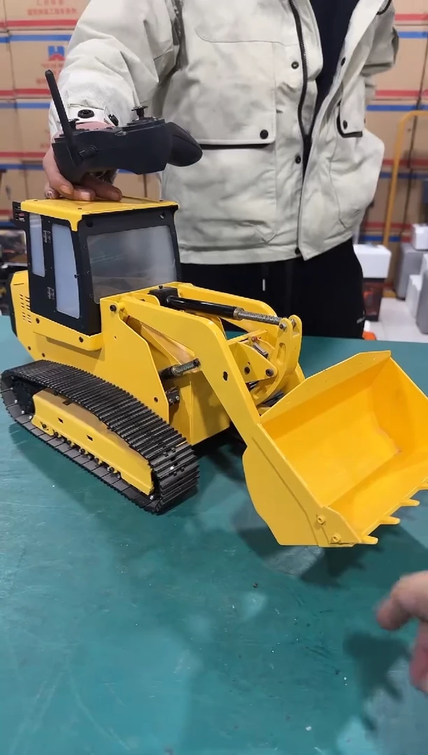 预售全新定制丝杆装载机{要等7天左右}