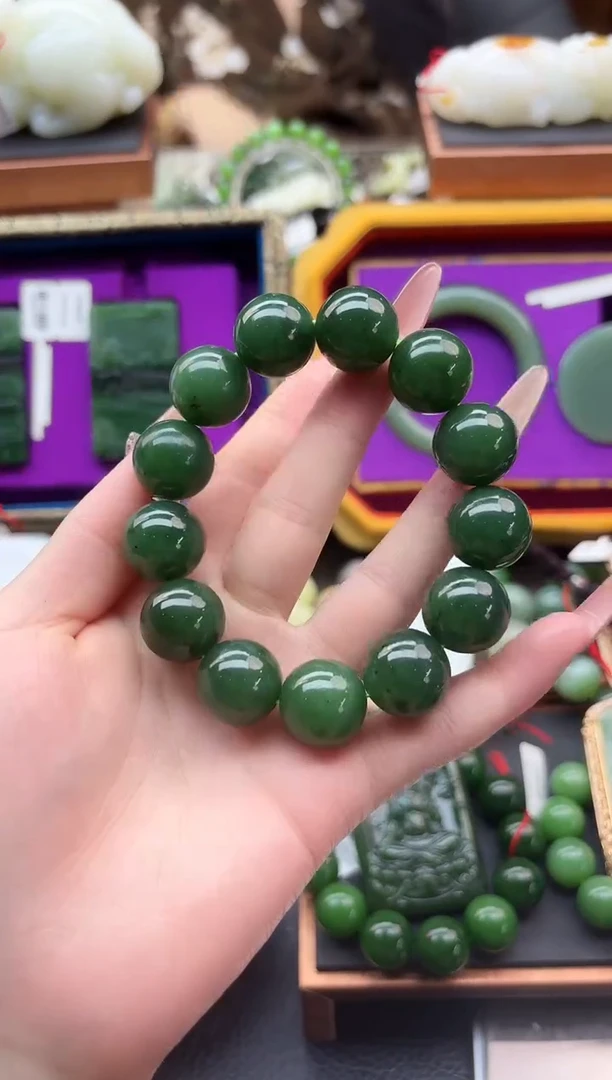 未镶嵌手串和田玉董小姐推荐 多样性发货 拍一发一xjzby16