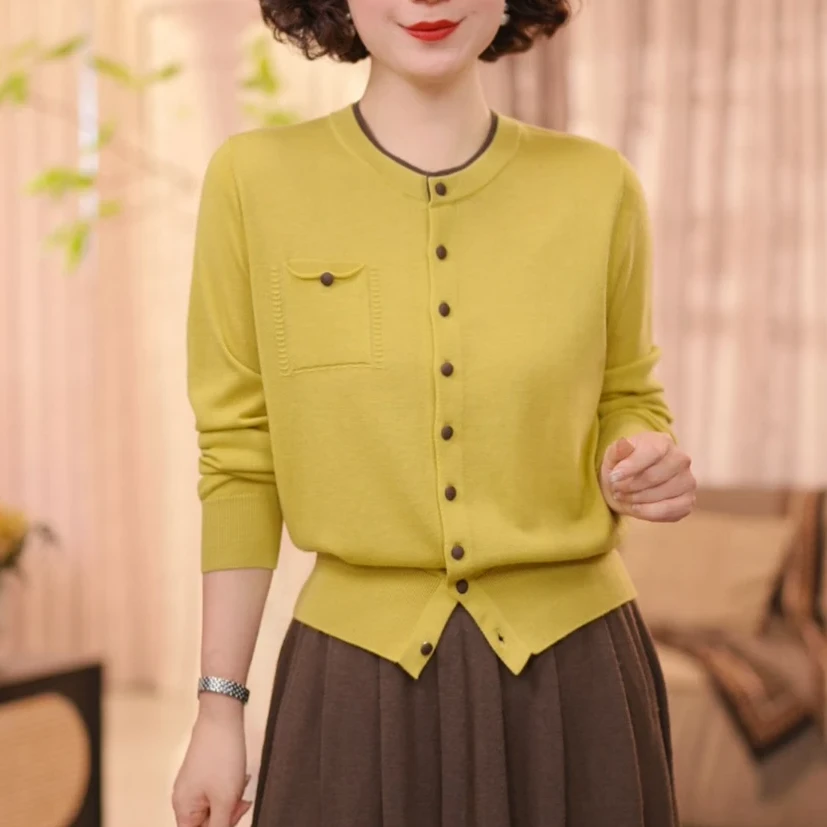 秋冬新款时尚小香风纯色长袖针织开衫小外套减龄百搭妈妈装上衣