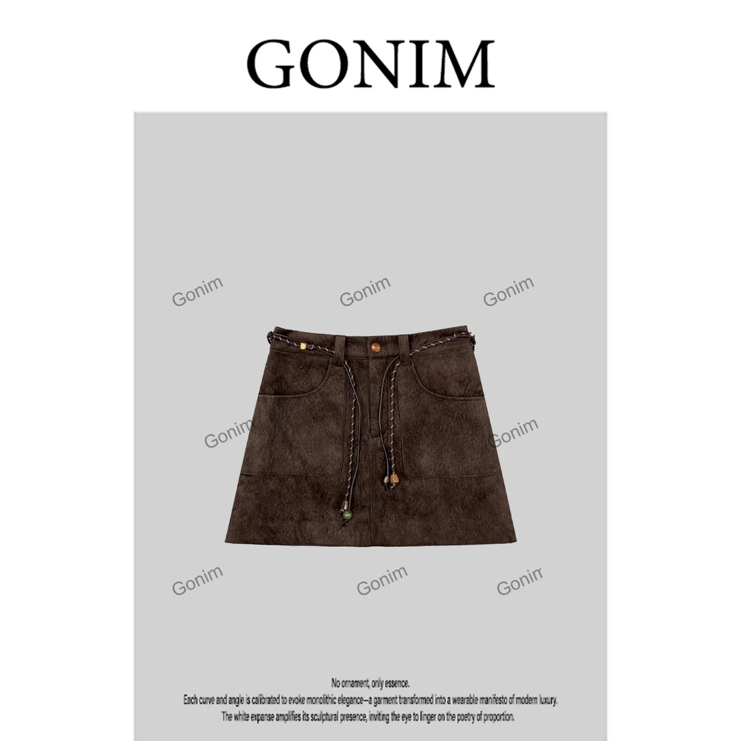Gonim“深棕质感”2025早秋新款高级感宽松百搭复古显瘦短裙女