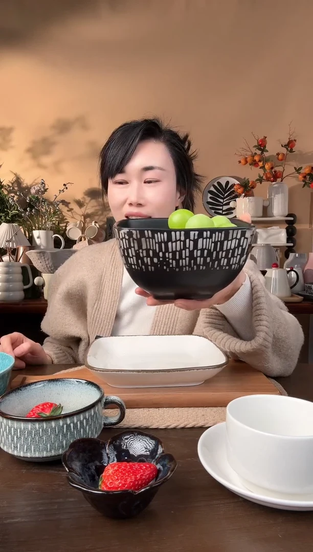 【闪购商品】瓷片6英寸做旧豹纹方碗微瑕