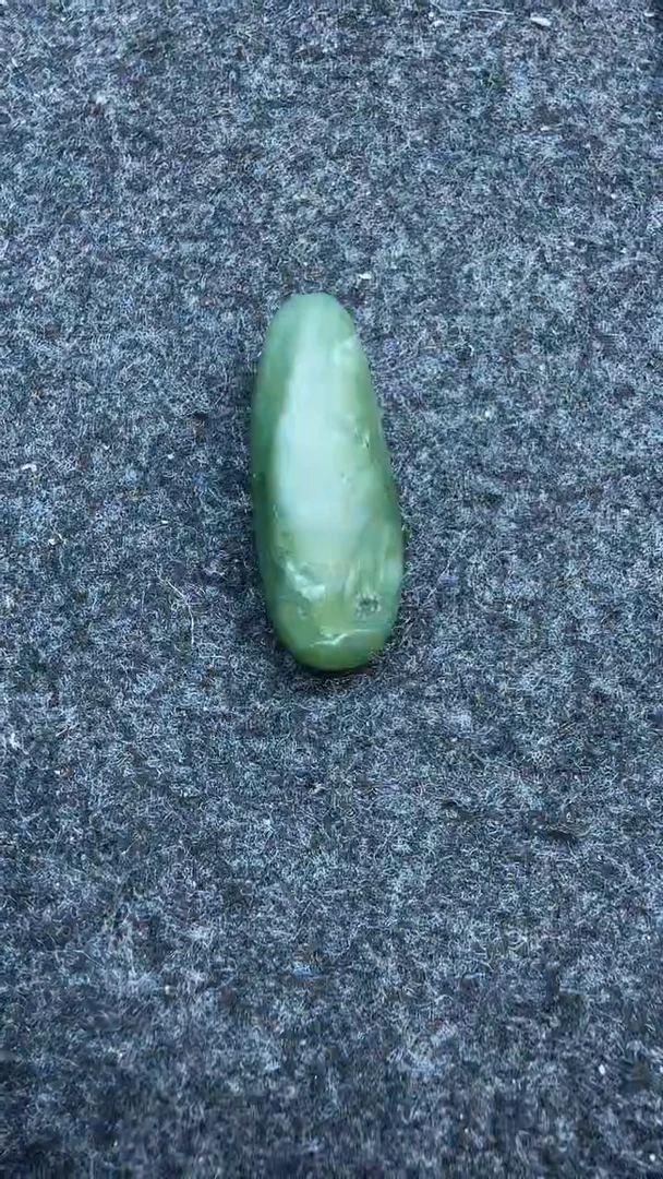 和田玉未镶嵌吊坠(不含链)105